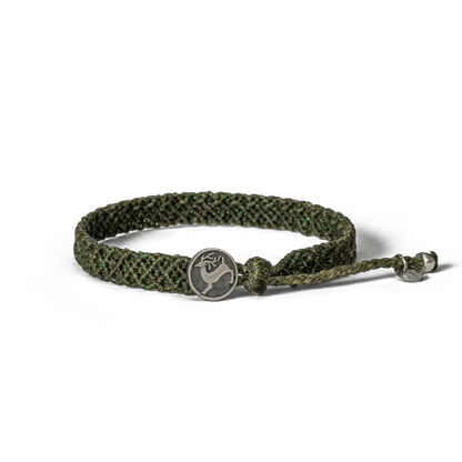 Handwoven friendship bracelet made of green cord – craft by Loommii